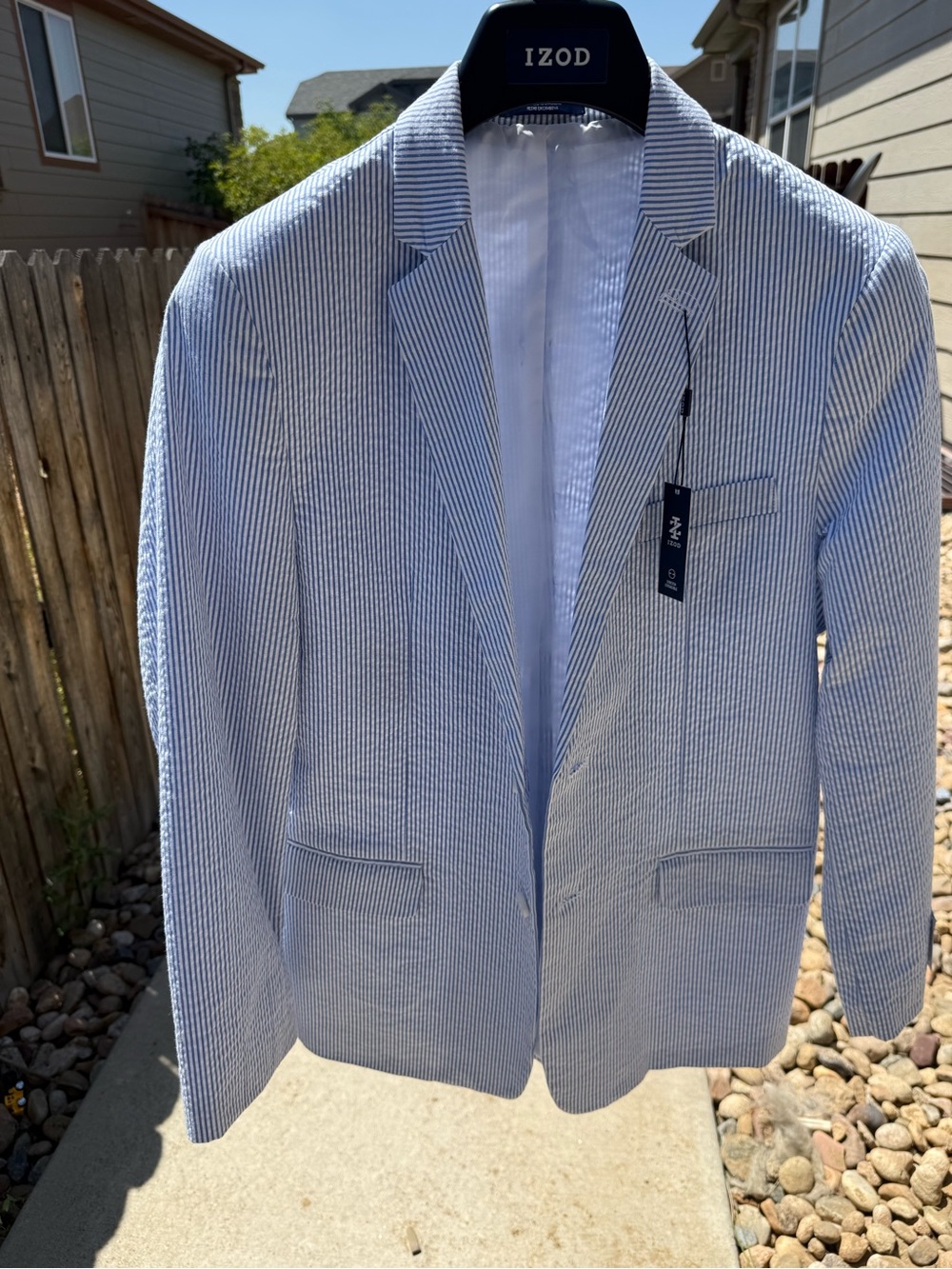 Izod Men’s Blue & White Seersucker Sport Coat